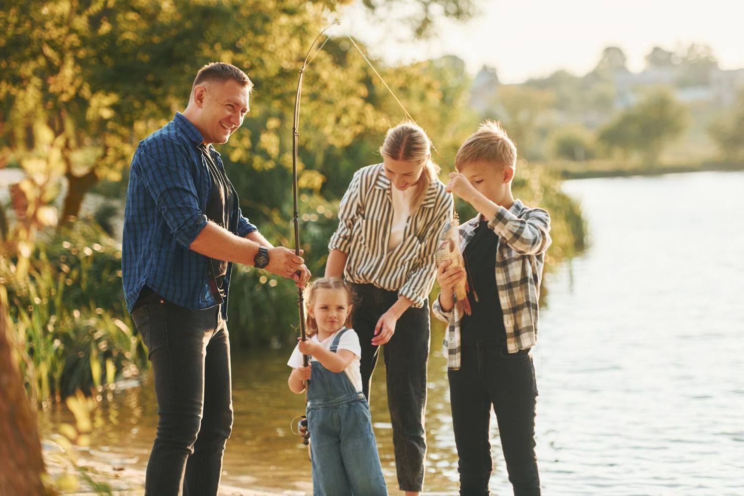  Limnlofthat  Family Fishing Weekend with 300 FS Bonus 